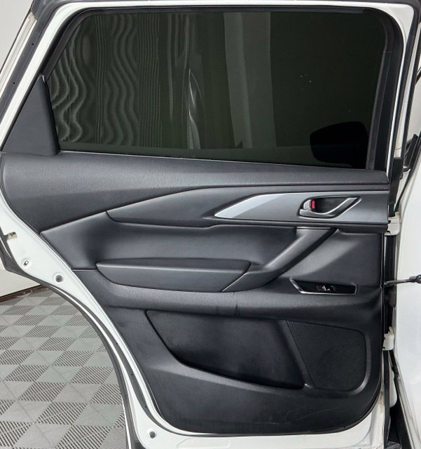 Used 2018 White Mazda Touring image 20