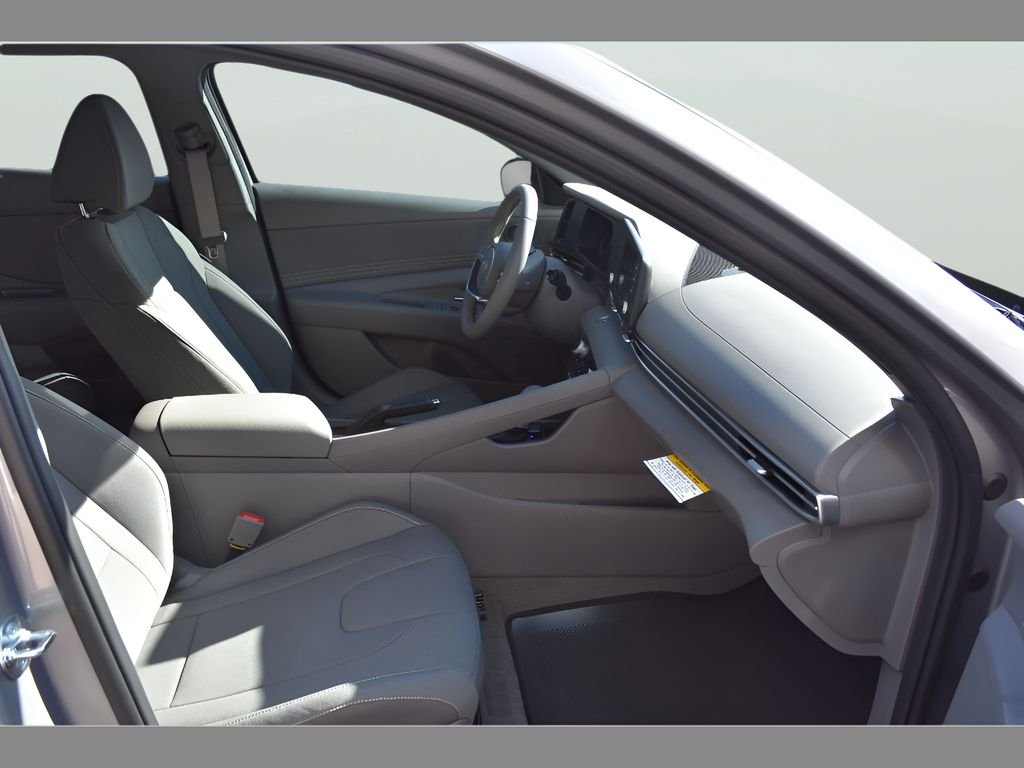 New 2026 Fluid Metal Hyundai SEL Sport image 42