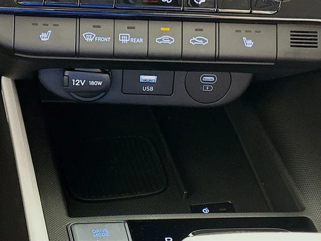 New 2026 Hyundai ELANTRA Limited