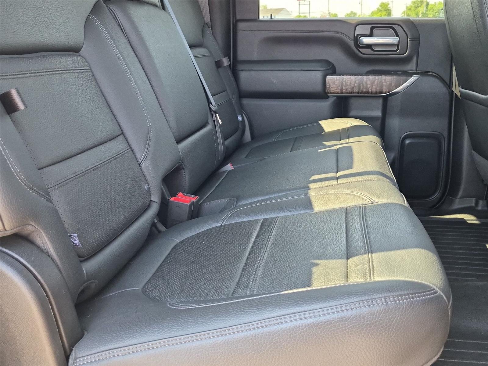 Used 2021 Ebony Twilight Metallic GMC Denali image 37