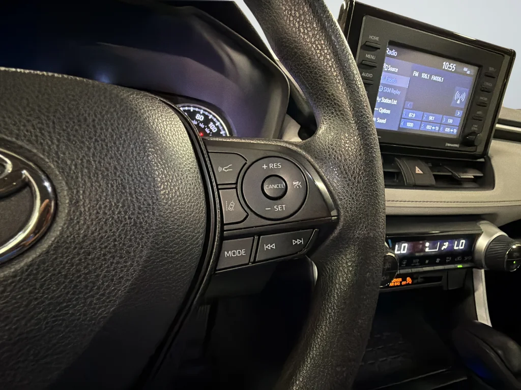 Used 2022 Gray Toyota XLE image 17