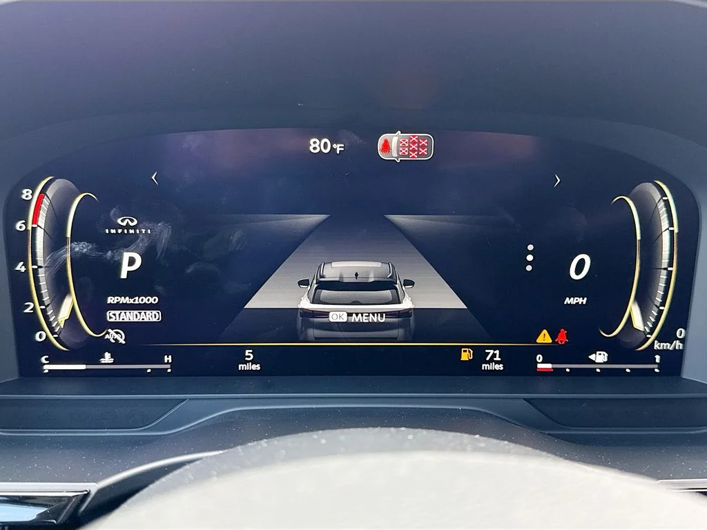 New 2027 MINERAL BLACK INFINITI Luxe FWD image 12