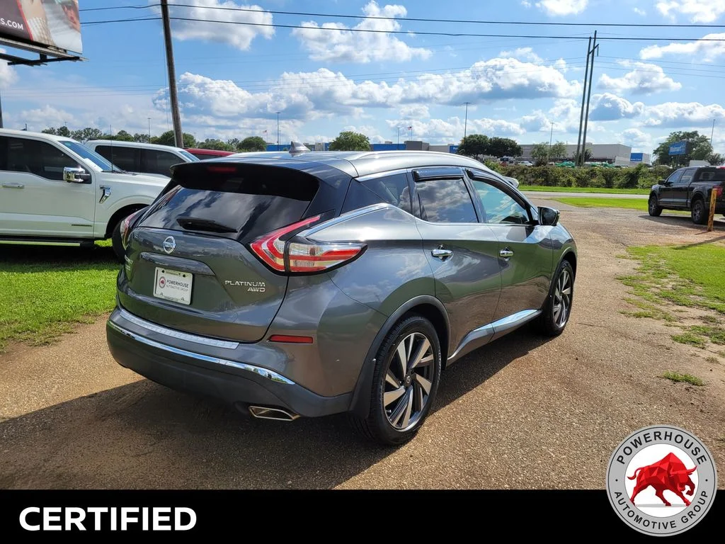 Used 2018 Gray Nissan Platinum image 6