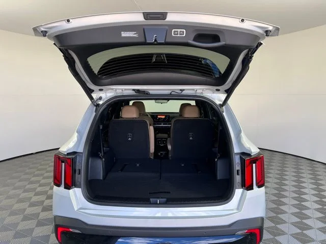 New 2026 White Kia X-Line SX Prestige image 36
