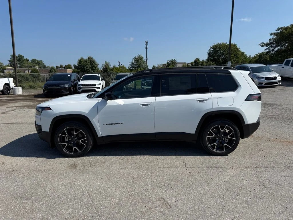 New 2026 Bright White Clear-Coat Exterior Paint Jeep Overland image 9