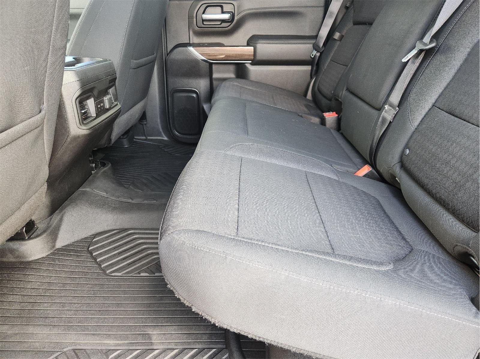 2021 Chevrolet Silverado 1500 photo 30 of 33