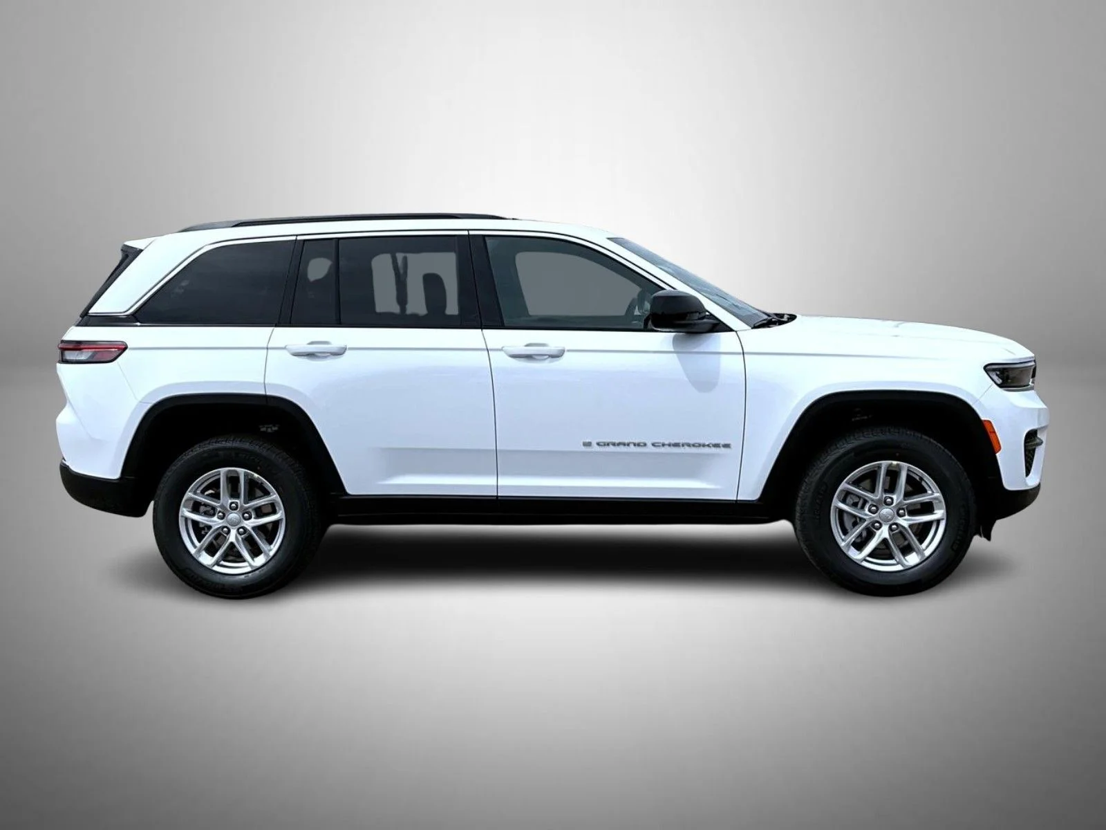 New 2026 White Jeep Laredo X image 4