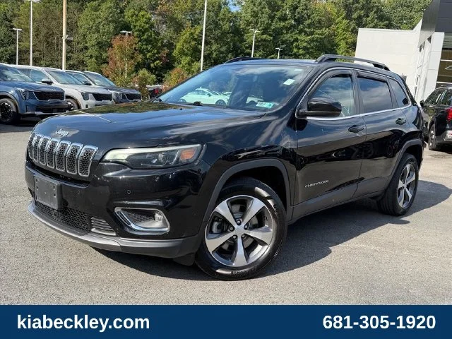 Used 2022 Black Jeep Limited image 2