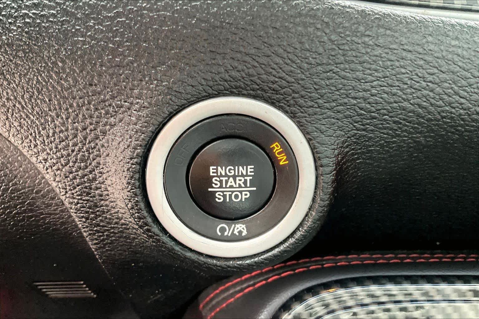 Used 2019 Granite Pearlcoat Dodge R/T Scat Pack image 30