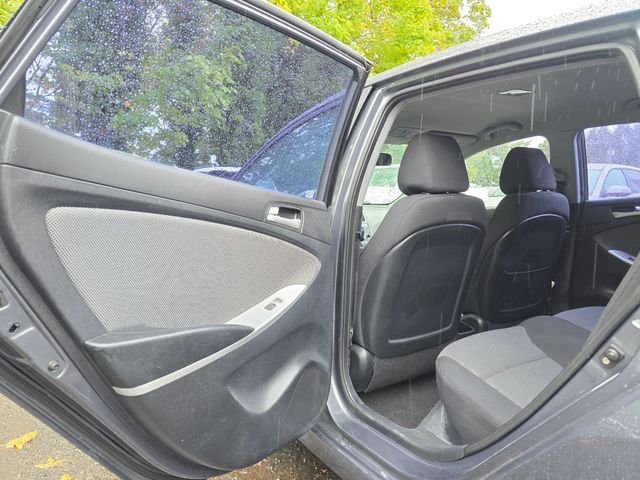 2012 Hyundai Accent GS - Photo 15