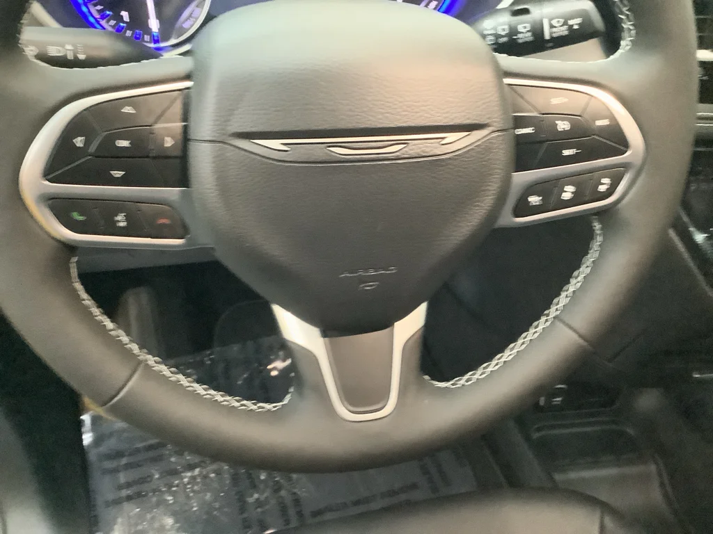 New 2027 Hydro Blue Pearl-Coat Exterior Paint Chrysler  image 14