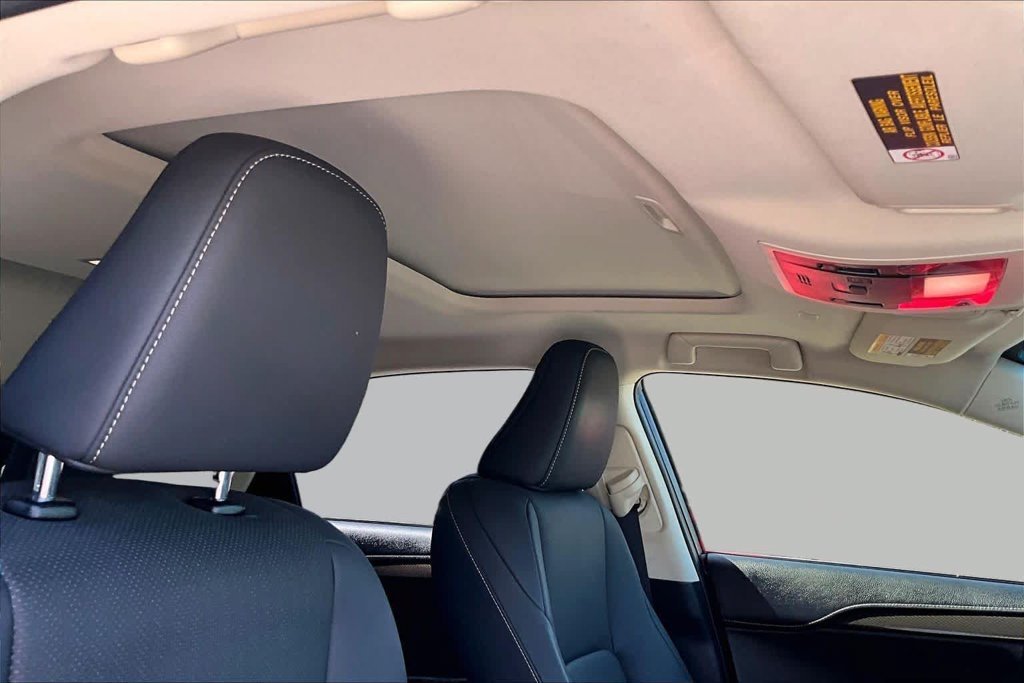 Used 2019 Silver Lexus 300 Base image 14