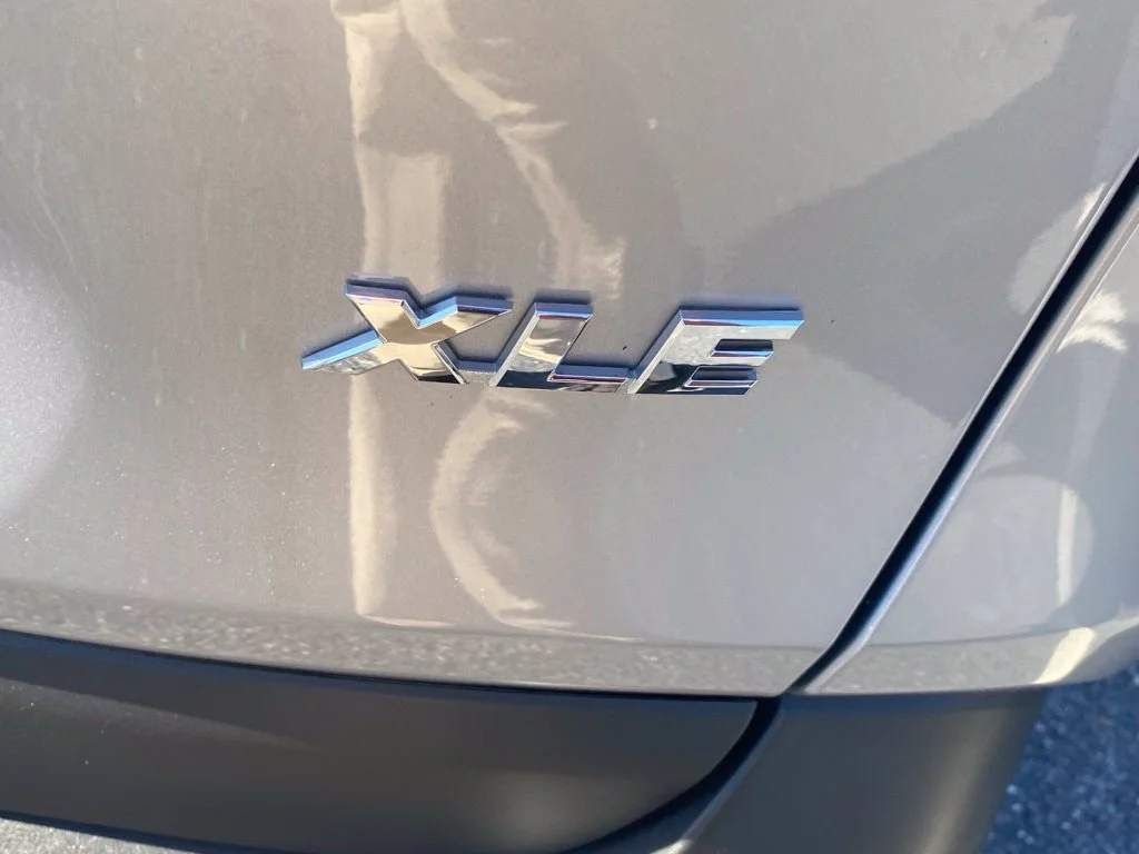 Used 2025 Silver Toyota XLE image 14