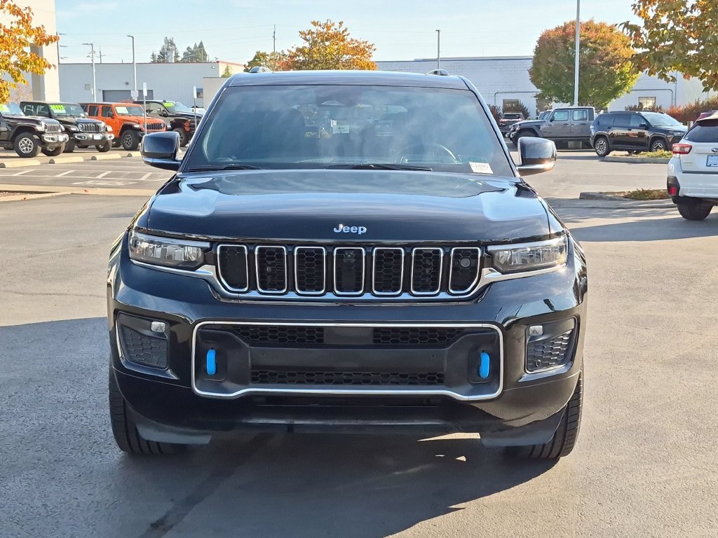 Certified Used 2023 Black Jeep Overland 4xe image 9