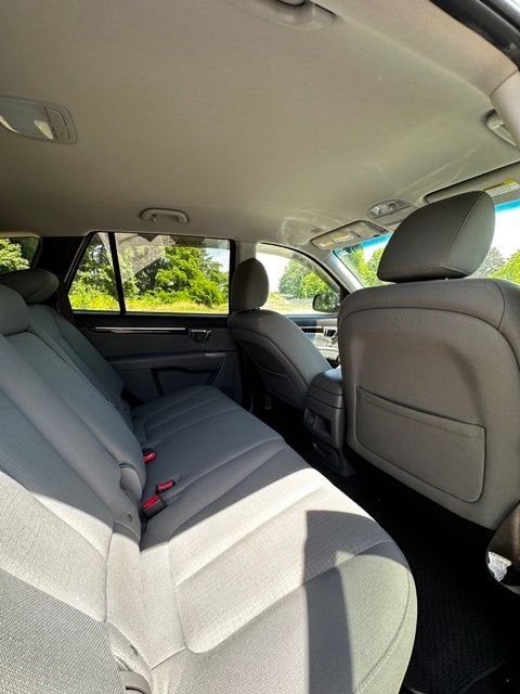 Used 2012 Frost White Hyundai GLS image 18