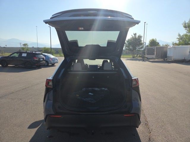 Used 2024 Harbor Mist Gray Pearl 2-Tone Subaru Touring image 15