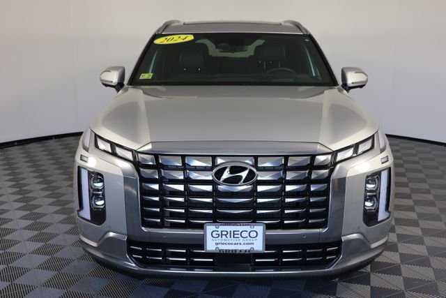 Used 2024 Silver Hyundai Calligraphy image 3