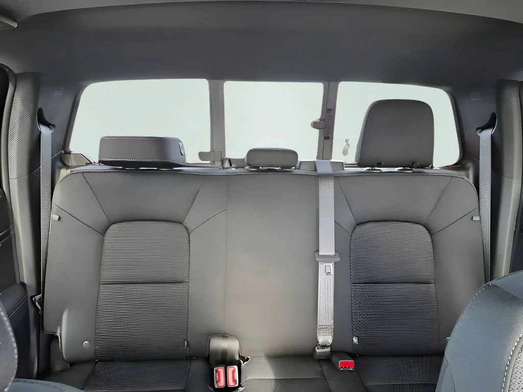 New 2026 Summit White GMC Elevation image 40