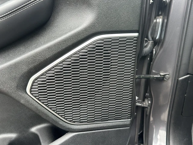 Used 2025 Gray Jeep 4xe image 30