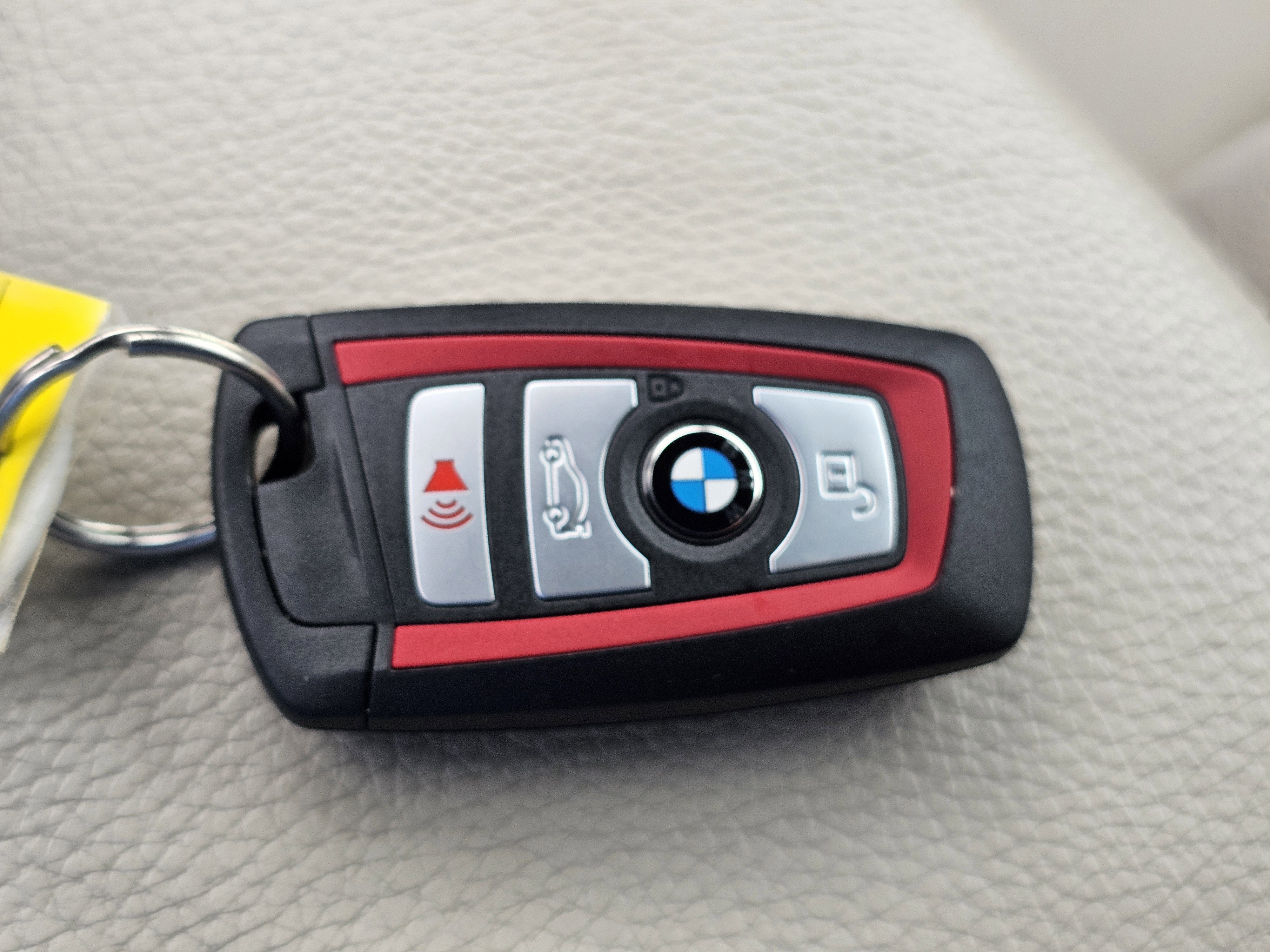 Used 2018 Melbourne Red Metallic BMW 230i xDrive image 30