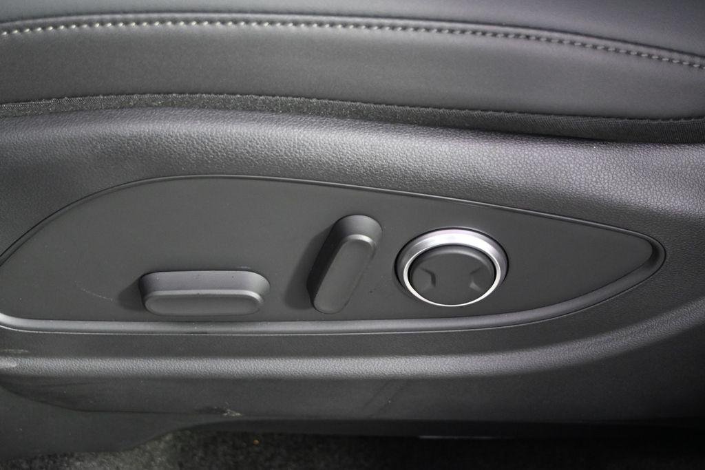 New 2026 Silver Metallic Hyundai SEL AWD image 14