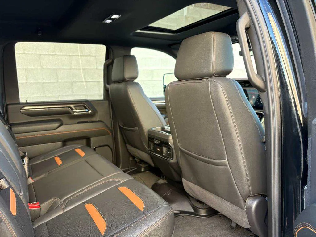 Used 2024 Onyx Black GMC AT4 image 15