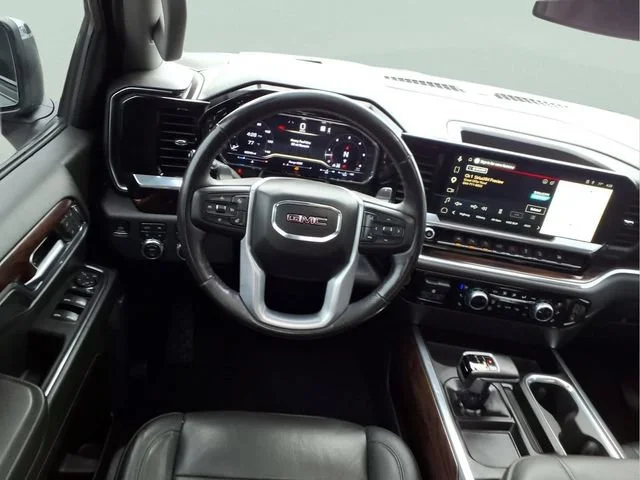 Used 2023 Sterling Metallic GMC SLT image 4