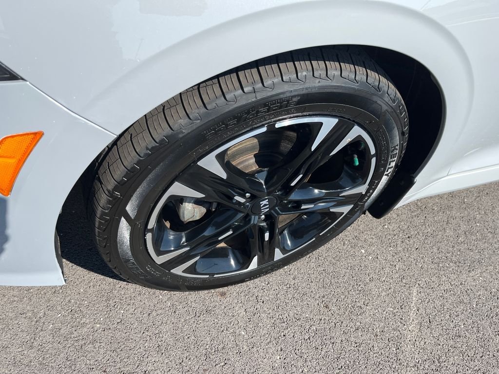 Used 2021 Gray Kia GT-Line image 9