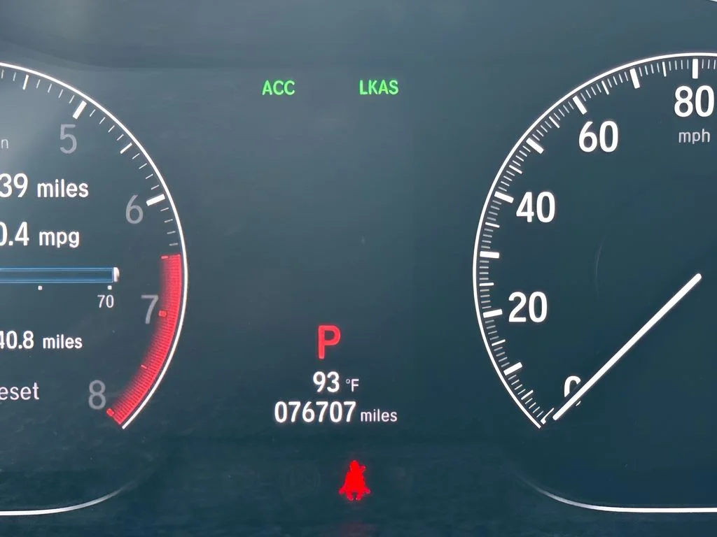 Used 2020  Honda Sport image 14