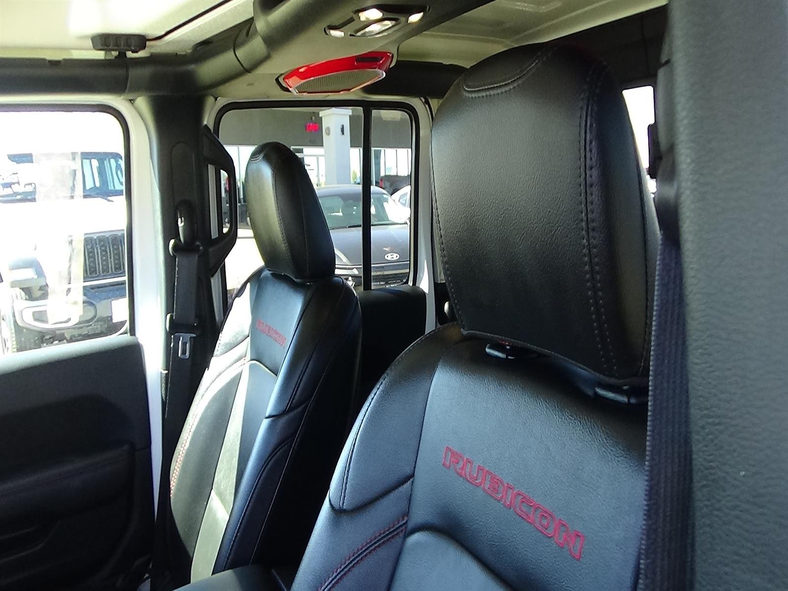 Certified Used 2023 Bright White Clear Coat (pw7) Jeep Rubicon image 17