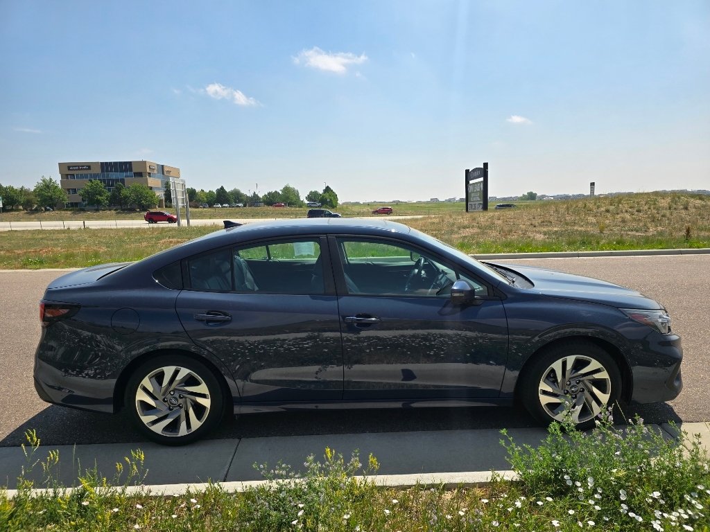Used 2023 Cosmic Blue Pearl Subaru Limited image 6