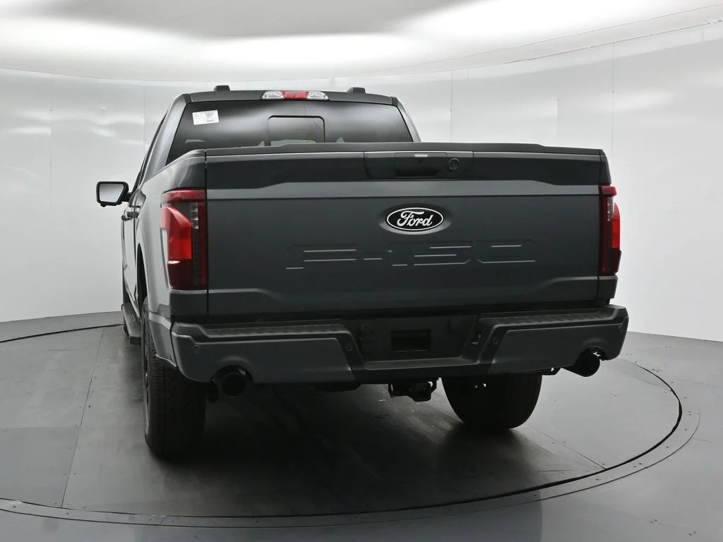 New 2026 Carbonized Gray Metallic Ford XLT image 26