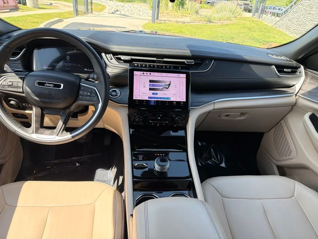 Used 2023 Red Jeep Limited image 14