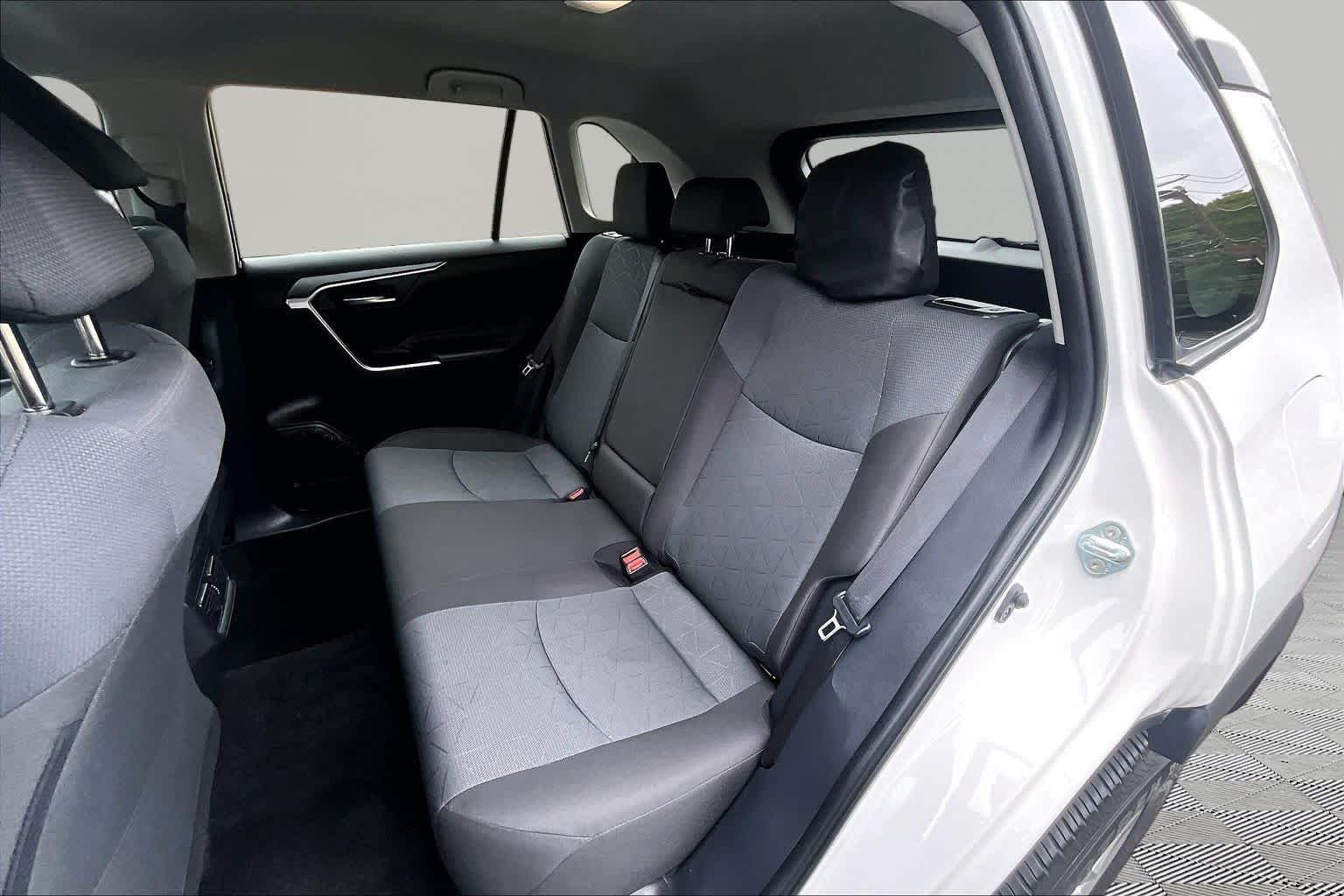 Used 2024 Ice Cap Toyota XLE image 21