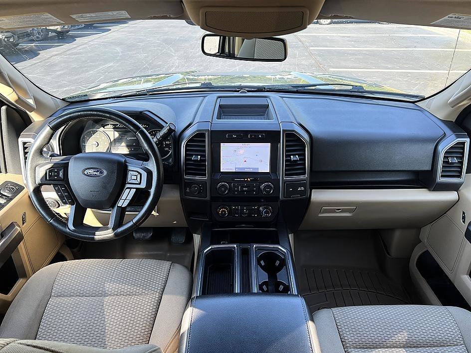 Used 2020 Silver Spruce Metallic Ford XLT image 18