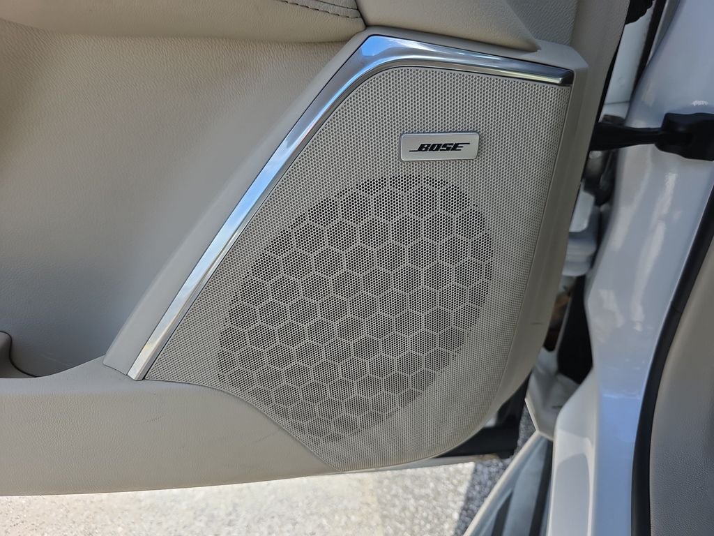 Used 2017 White Cadillac Base image 20