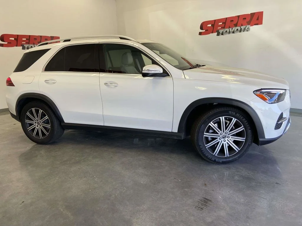 Used 2025  Mercedes-Benz GLE 350 image 2