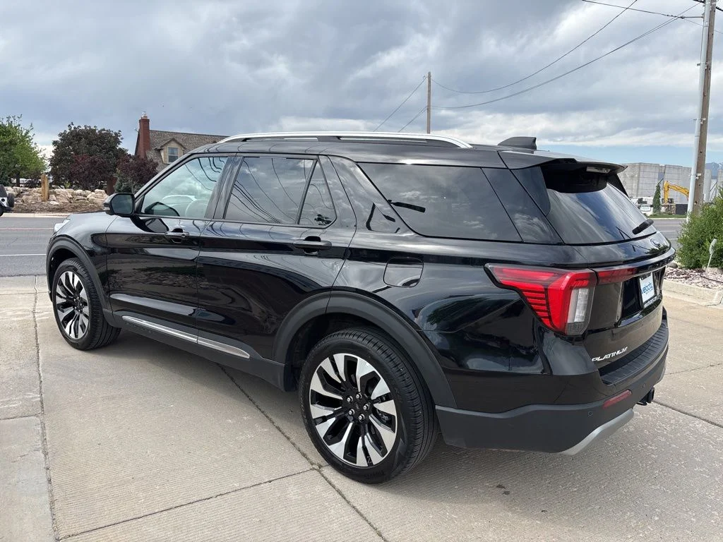 Used 2025 Black Ford Platinum image 7