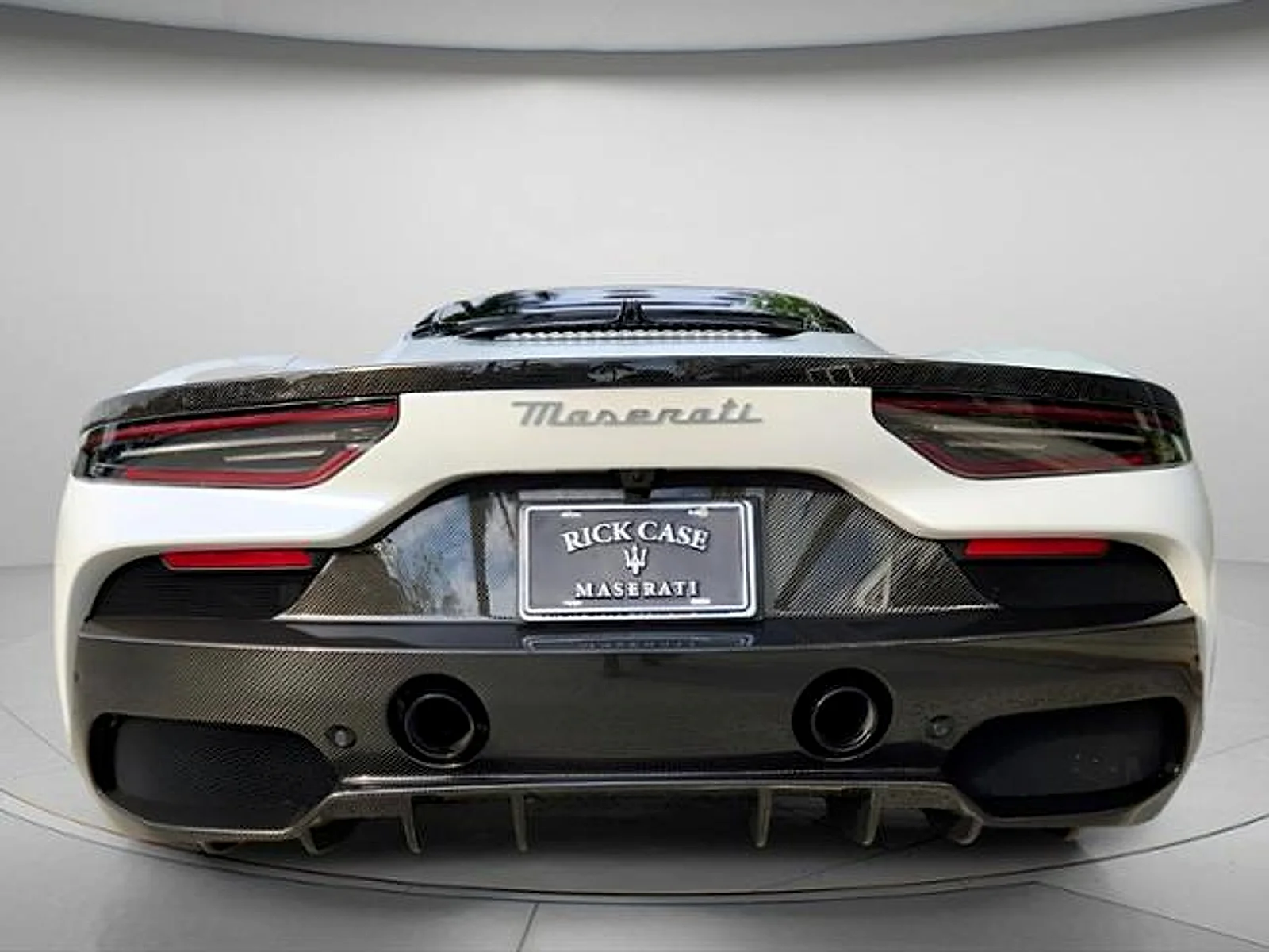 New 2022 Bianco Audace Maserati  image 5