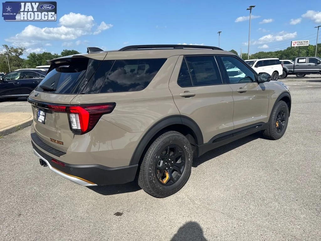 New 2026 Marsh Gray Ford Tremor® image 7