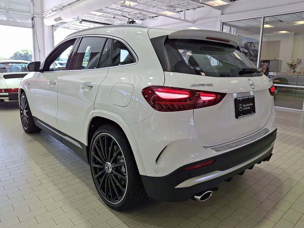 New 2026 Polar White Mercedes-Benz GLA 35 AMG® image 3