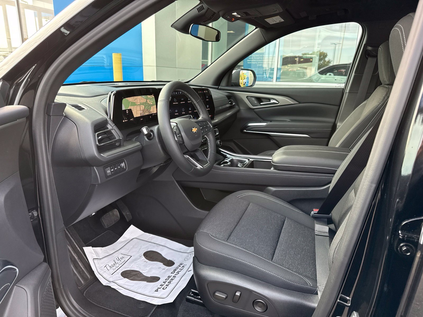 New 2027 Mosaic Black Metallic Chevrolet LT with Sun and Wheel Package image 17