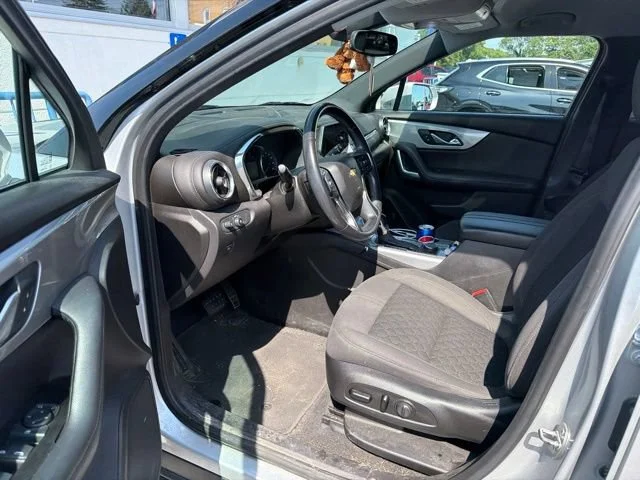 Used 2019 SILVER ICE METALLIC Chevrolet LT w/1LT image 4