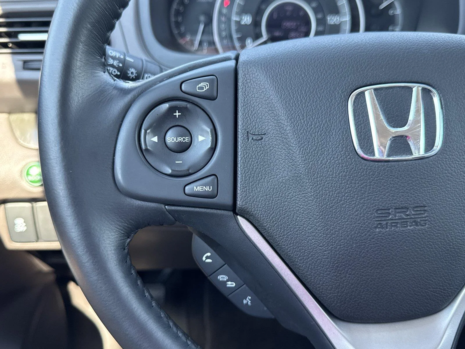 Used 2014 White Diamond Pearl Honda EX-L image 21