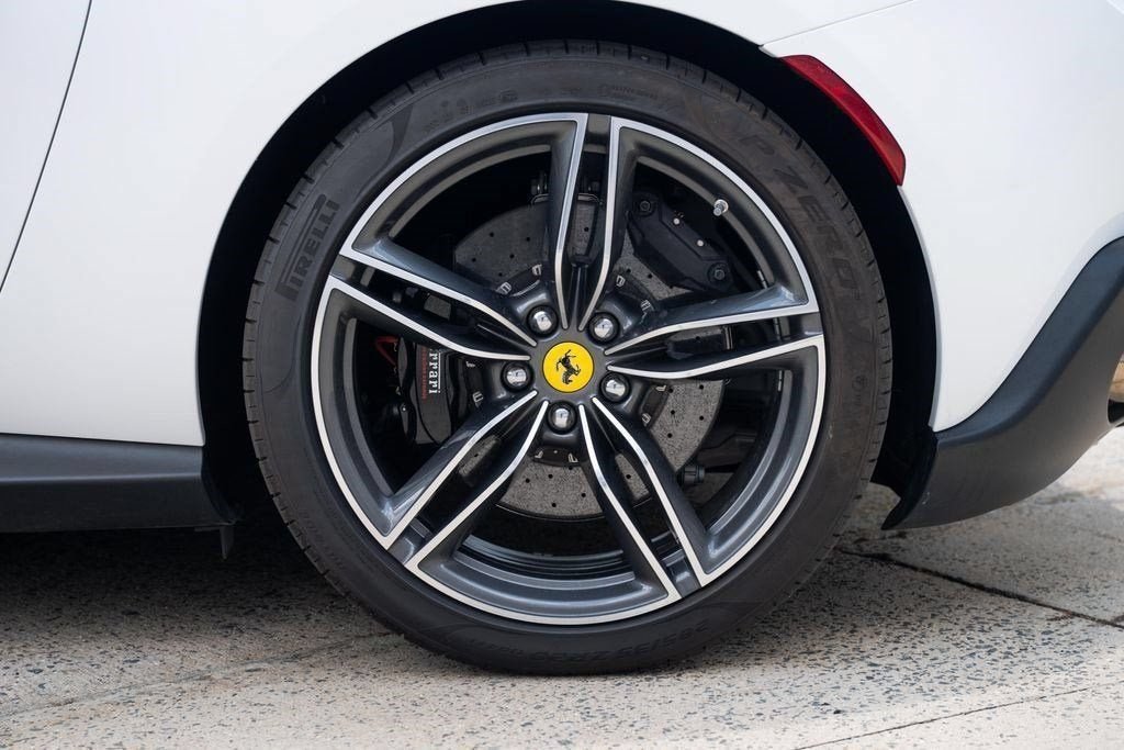 Certified Used 2024 Bianco Cervino Ferrari  image 21