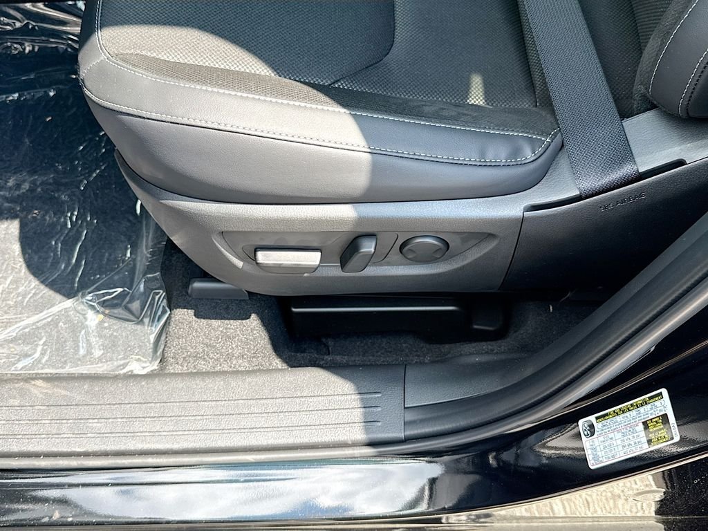 New 2026 Jet Black Mica Mazda 2.5 S Preferred AWD image 19