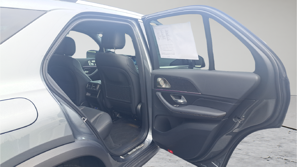 Used 2025  Mercedes-Benz GLE 450e image 13