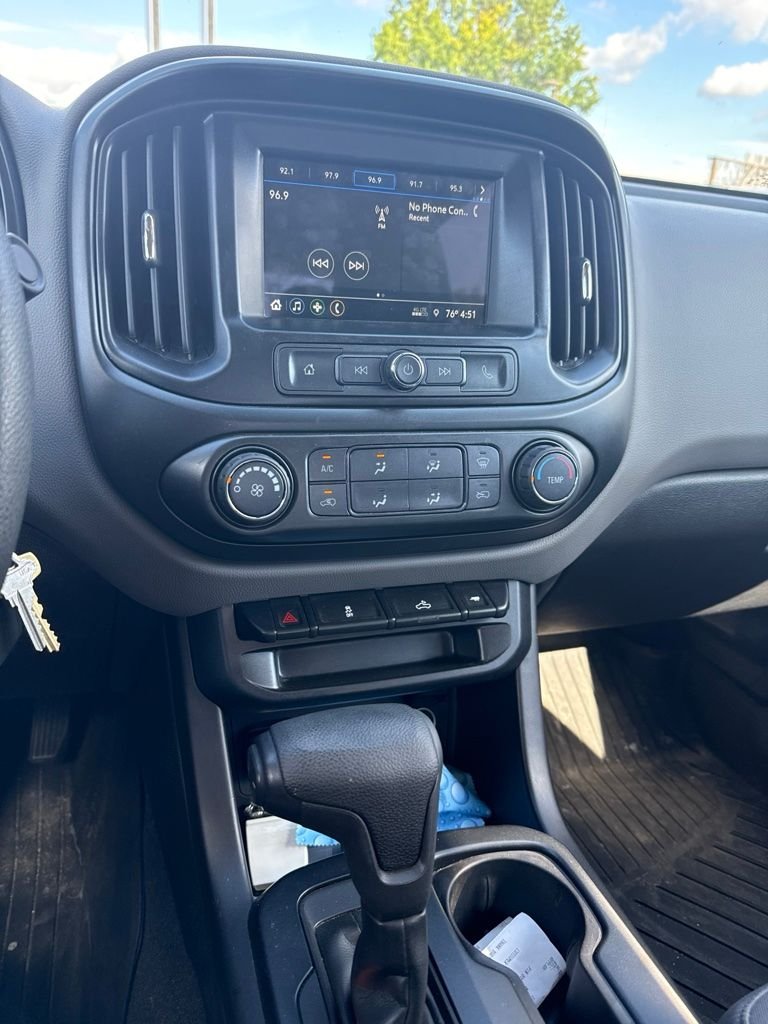 Used 2019 KINETIC BLUE METALLIC Chevrolet 4WD Work Truck image 2