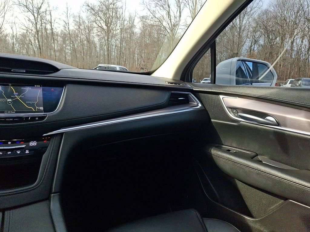 2017 Cadillac XT5 Luxury - Photo 21