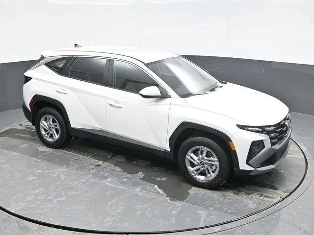 New 2026 White Hyundai SE AWD image 15